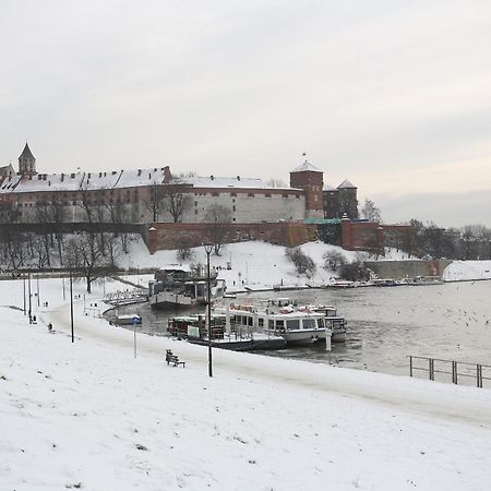 Cozy Studio Perfect For Couples, Cracow Old Town คราคูฟ ภายนอก รูปภาพ
